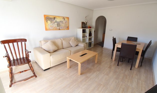 Resale - Apartament - Torrevieja - Pueblo