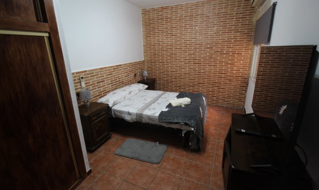 Resale - Bungalow - Torrevieja - PLAYA DE LOS LOCOS