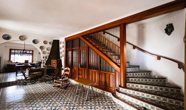 Herverkoop - Chalet - Elche - Ciudad Jardin