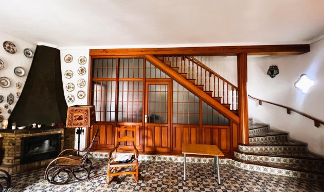 Herverkoop - Chalet - Elche - Ciudad Jardin
