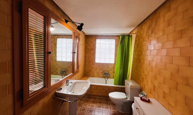 Herverkoop - Chalet - Elche - Ciudad Jardin