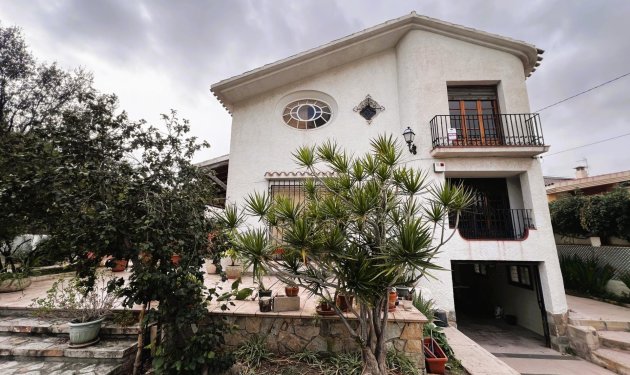 Herverkoop - Chalet - Elche - Ciudad Jardin