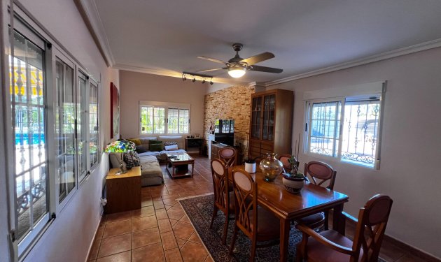 Herverkoop - Chalet - Elche Pedanías - Valverde