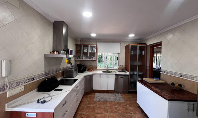 Herverkoop - Chalet - Elche Pedanías - Valverde