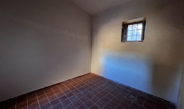 Resale - Finca rústica - Bocairent - Sierra de Mariola