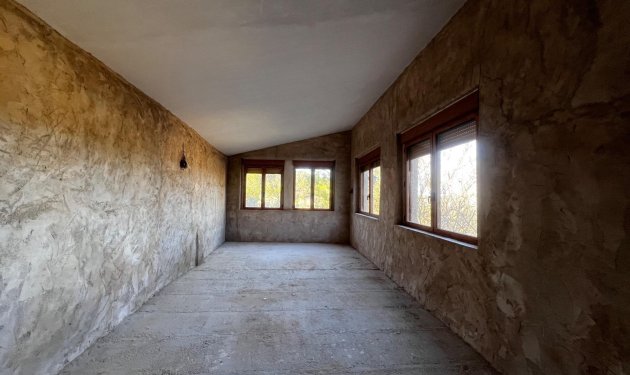 Resale - Finca rústica - Bocairent - Sierra de Mariola