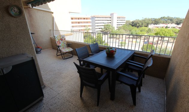 Resale - Apartament - Guardamar - Urbanizaciones /PLAYA