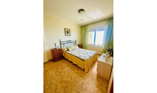 Resale - Apartament - La Mata - Centro/PLAYA