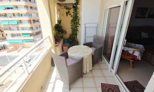 Resale - Apartament - La Mata - Centro/PLAYA