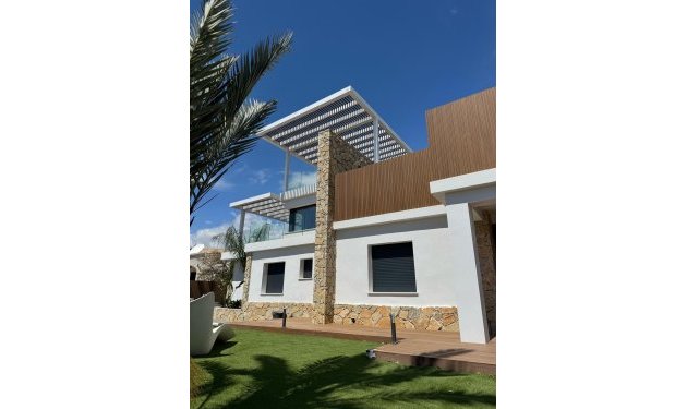 Resale - Villa - El Campello - Campello Playa