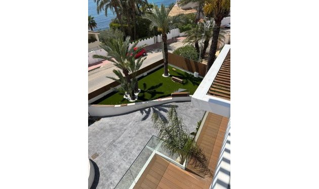 Resale - Villa - El Campello - Campello Playa