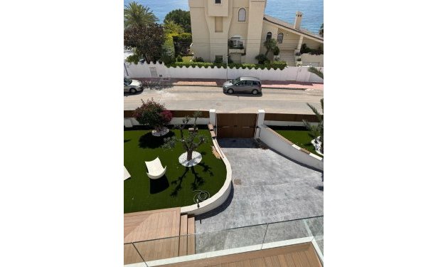 Resale - Villa - El Campello - Campello Playa