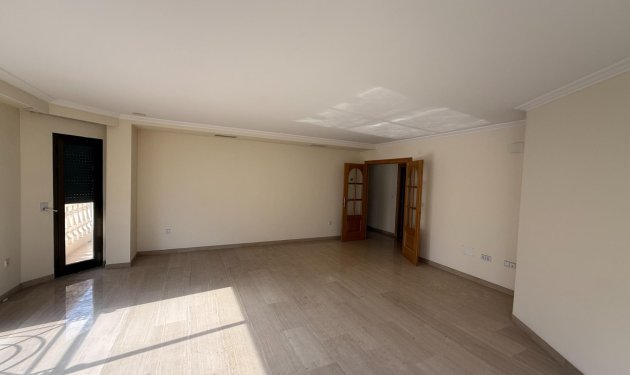 Resale - Piso - Elche - Centro