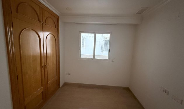 Resale - Piso - Elche - Centro