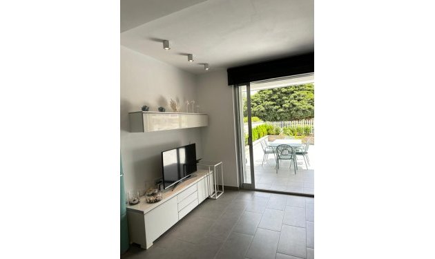 Resale - Apartament - La Mata - Centro/PLAYA