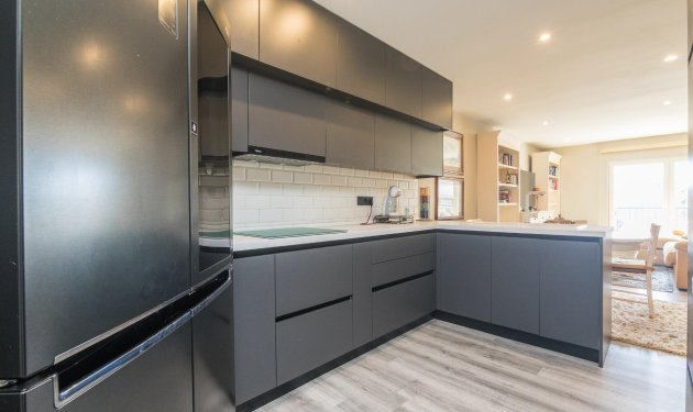 Resale - Bungalow - Arenales del Sol - Zona paseo maritimo