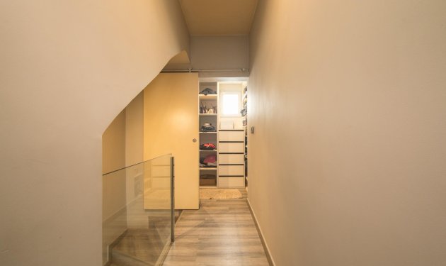 Resale - Bungalow - Arenales del Sol - Zona paseo maritimo