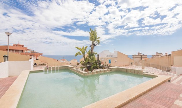 Resale - Bungalow - Arenales del Sol - Zona paseo maritimo