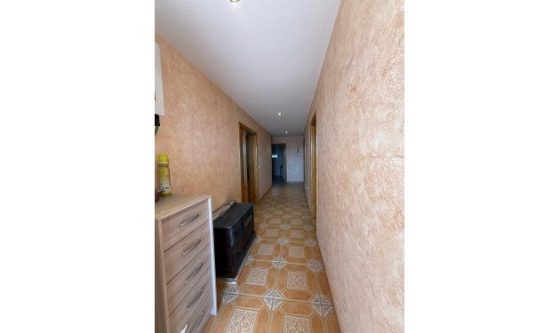 Odsprzedaż - Szalet - Albatera