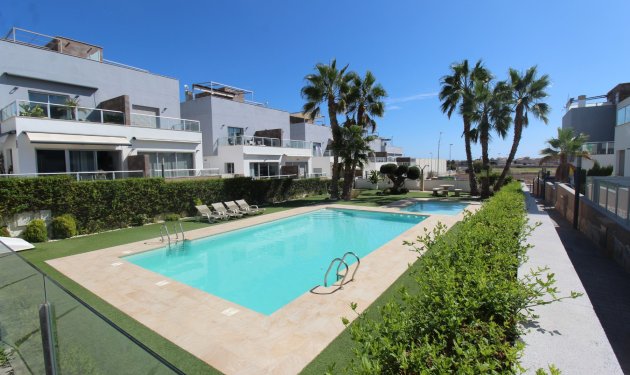 Herverkoop - Bungalow - ORIHUELA COSTA