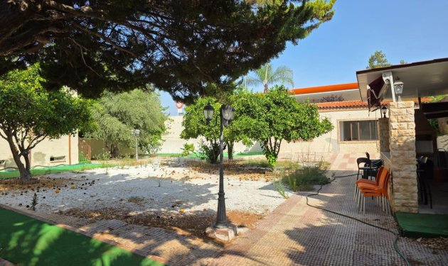 Resale - Chalet - Alicante - La Albufereta