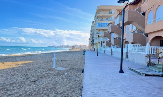 Resale - Apartament - La Mata - Centro/PLAYA