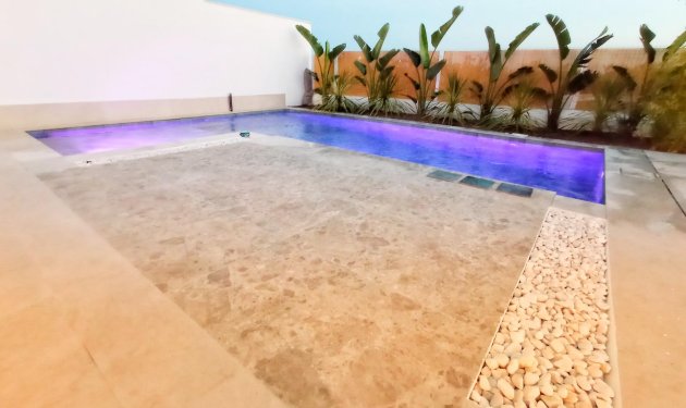 Obra nueva - Villa - Benijofar