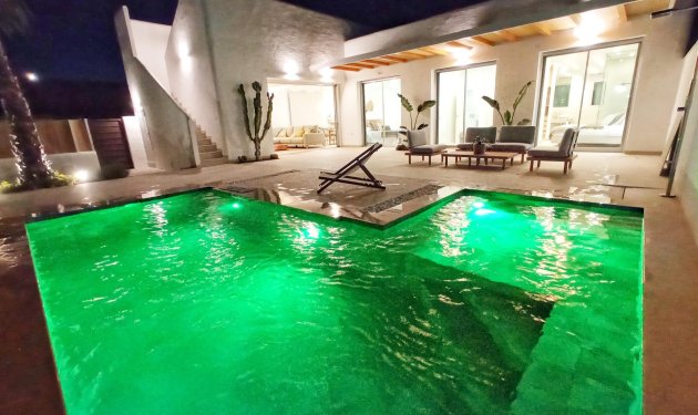 Obra nueva - Villa - Benijofar