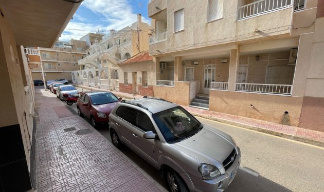 Resale - Apartament - La Mata - Pueblo/ PLAYA