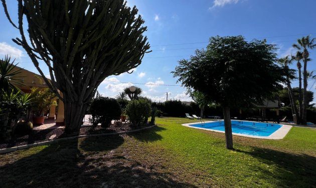 Resale - Chalet - Perleta - Maitino-Perleta