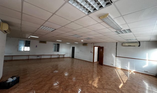 Resale - Nave industrial - Elche Pedanías - Jubalcoi-Saladas