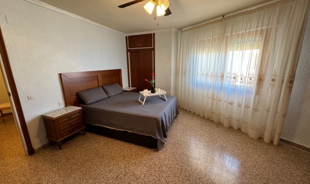 Resale - Apartament - La Mata - Pueblo/ PLAYA