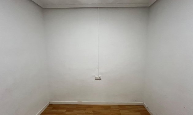 Long Term Rental - Piso - Elche - Reina Victoria-Miguel Hernández