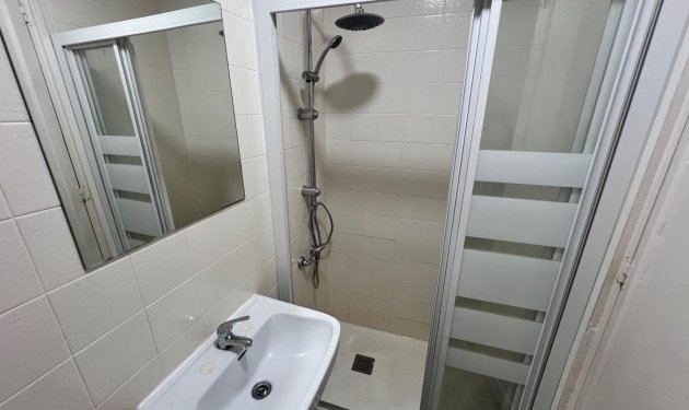 Long Term Rental - Piso - Elche - Reina Victoria-Miguel Hernández