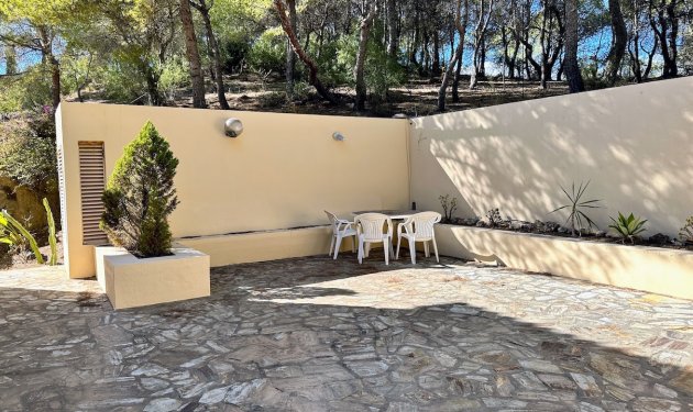 Resale - Villa - Altea