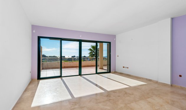 Resale - Apartment - Altea