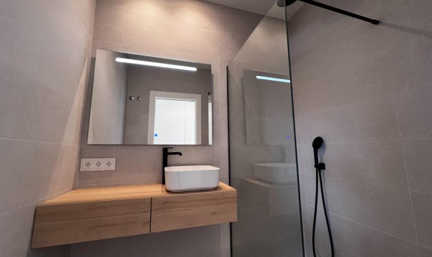 New Build - Chalet - Valverde (Alicante) - Valverde