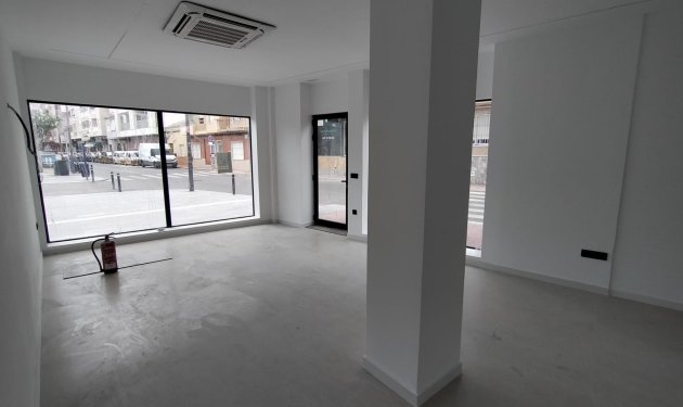 Long Term Rental - Local comercial - Torrevieja - La Mata
