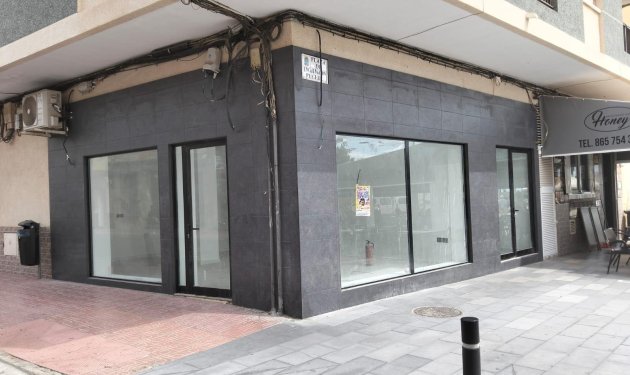 Long Term Rental - Local comercial - Torrevieja - La Mata