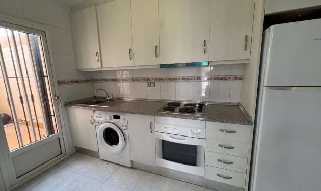 Resale - Bungalow - Torrevieja - El chaparral