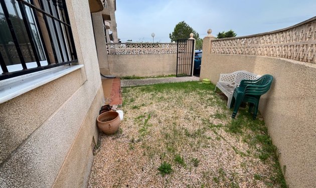 Resale - Bungalow - Torrevieja - El chaparral