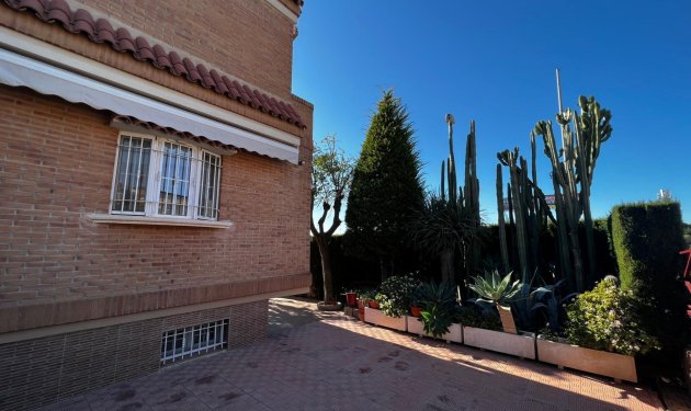 Resale - Townhouse - Elche - Bonavista