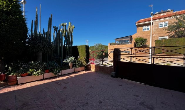 Resale - Townhouse - Elche - Bonavista
