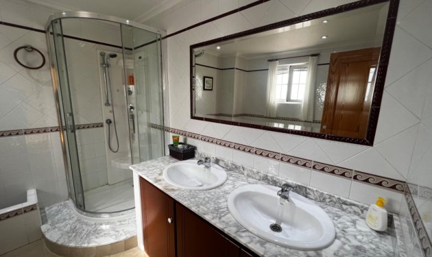 Resale - Townhouse - Elche - Bonavista