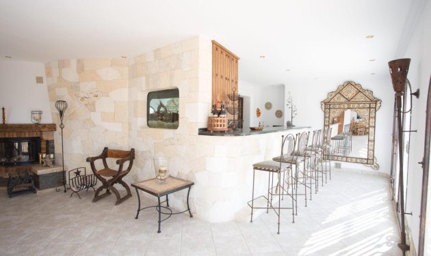 Resale - Villa de Lujo - La Nucía - Coloma