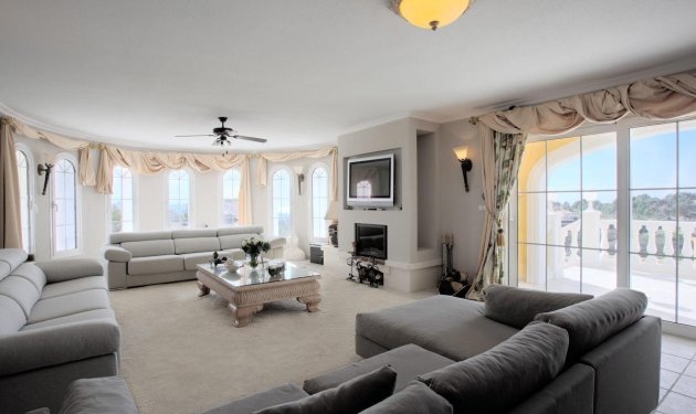 Resale - Villa de Lujo - La Nucía - Coloma