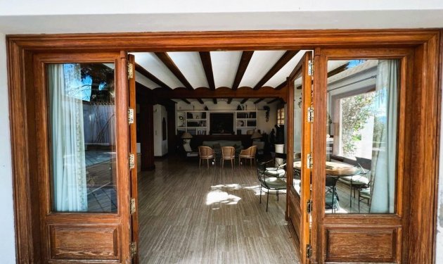 Resale - Finca rústica - Novelda - SERRETA