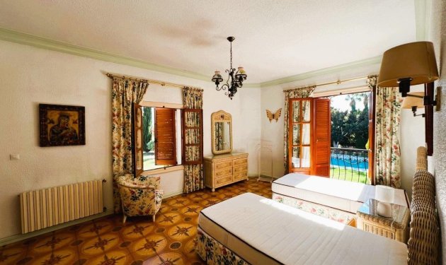 Resale - Finca rústica - Novelda - SERRETA