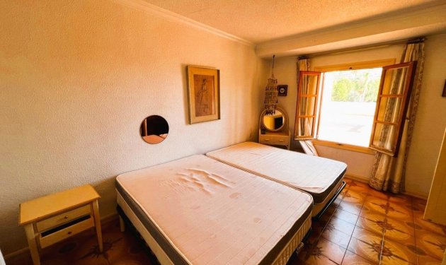 Resale - Finca rústica - Novelda - SERRETA