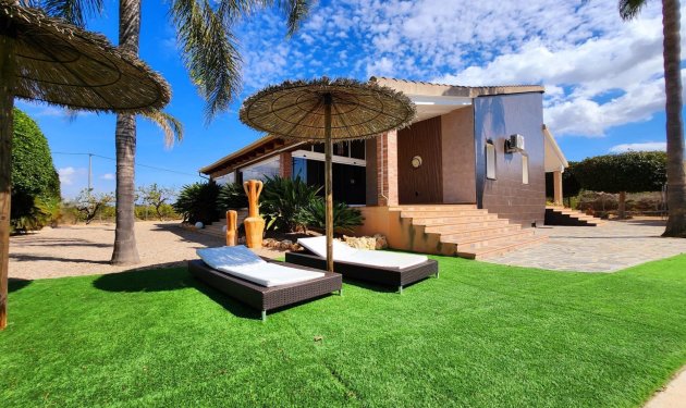 Herverkoop - Chalet - Orihuela